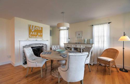 Luxe Waterfront East Quogue Home with Beach On-Site! - Foto 7