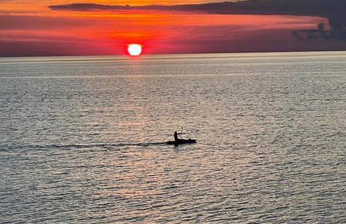 Nirvana Beach House with Sauna & Hottub - Foto 25