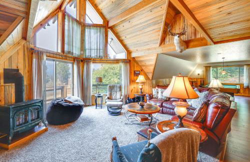 Remote Elk City Escape with Decks and Mtn Views! - Foto 6