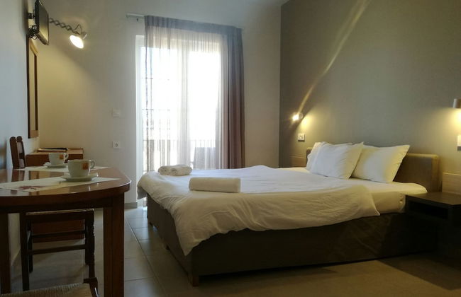 Amaryllis Hotel Apartments - Photo 11