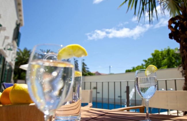 Adorable Villa With Swimming Pool and sea View - Foto 21