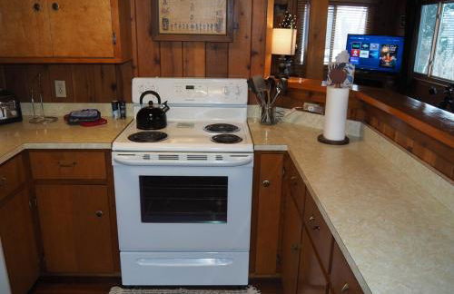 The Crystalaire Cabin - Charming and Relaxing! - Photo 27