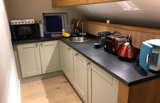 Remarkable Large 1-bed Apartment Nr Penzance - Photo 7