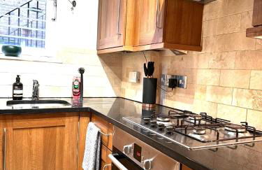 W9 Gem Stylish 2 Bed Flat - Photo 19