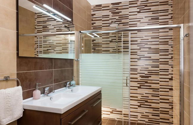 Villa Elizabeth - Seafront Modern Villa - Villa Elizabeth - Seafront Classic Villa - Foto 5