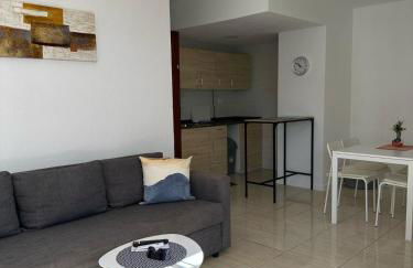 Sunny home in the center near the beach - Photo 14