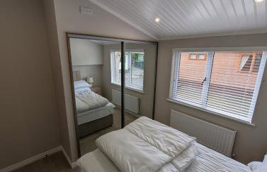 Luxury Hot Tub 3 Bedroom Lodge - Lake Windermere - Foto 10