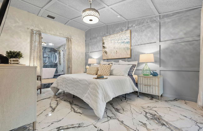 Serenity Haven Luxe Pet Friendly 5BR - Photo 2