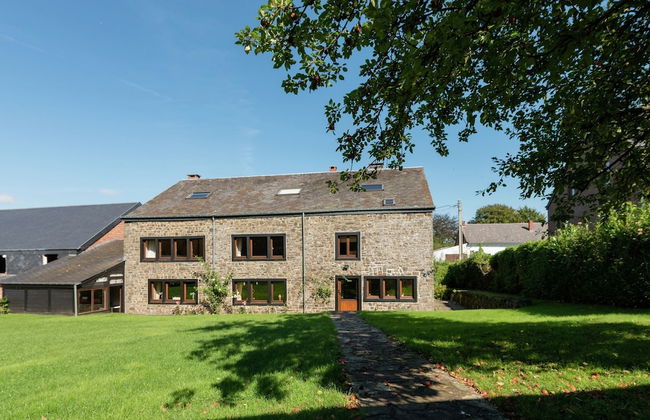 Cozy Holiday House near La Roche - Photo 27