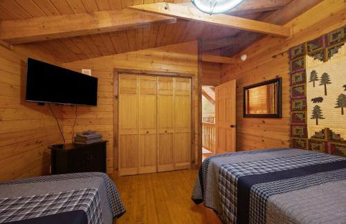 Cozy Maggie Valley Hot tub cabin - Foto 22