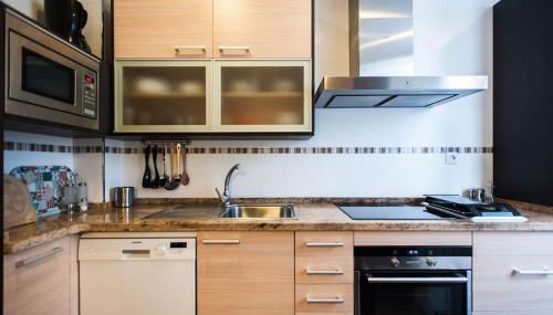 Amplio Piso en Nervión, Excelente zona de la ciudad. - Foto 5