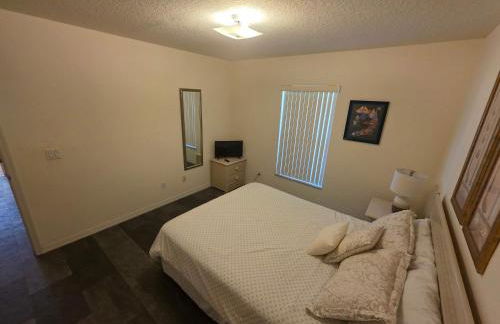 On the Course with a Pool - Foto 24