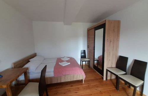 Dom wakacyjny u Beaty nad Jeziorem Rożnowskim - Foto 5