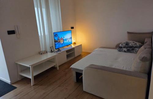 Apartment Tesla - City Center - Parking - Foto 2