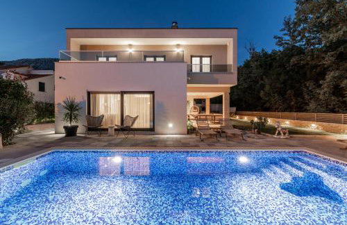 Luxury Villa Oriolus, heated pool, sauna, Split - Photo 12