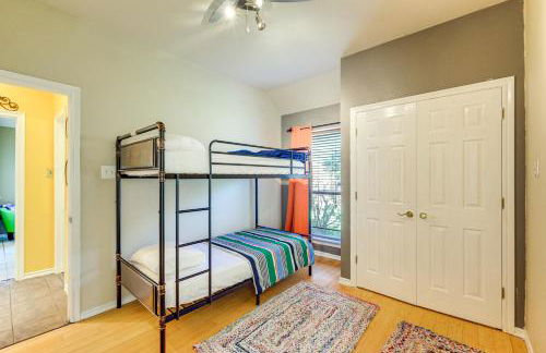 DFW Fun Awaits Family Home in Crowley! - Foto 28