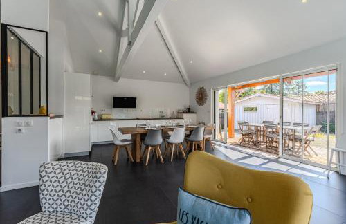 La villa Sirelis piscine et spa - Photo 10