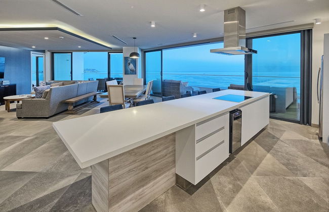 Luxury New Oceanfront Condo 5BR Sleeps 12 - Foto 17