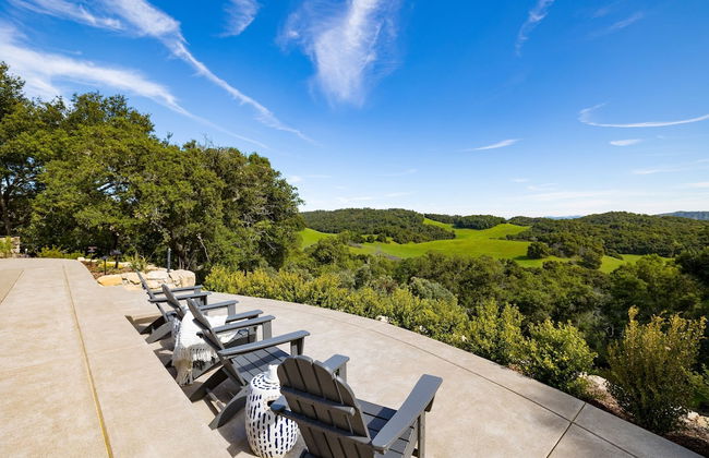 Rancho Robles by Avantstay Vineyard Villa w Views Pool Privacy - Photo 6