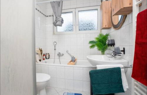 Livemore24 - Apartment 1 in Herten West 24-7 Check-in - Foto 2