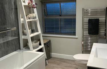 Woodbine Cottage-PART OF ALTON COTTAGES - Foto 27