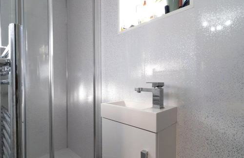 Cosy, central with parking - The Cornish Casa - Foto 4