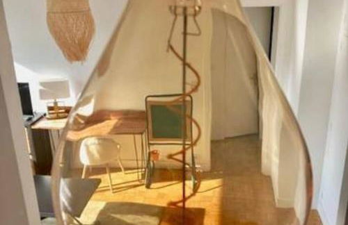 2P calme - climatisation - 70m du métro M4 Barbara - 4 pers maximum - Foto 1