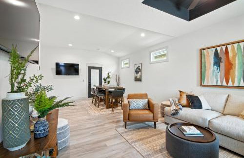 Brand New Cool Comfy Lawrence Retreat Duplex - Photo 5