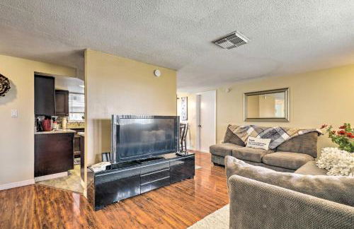 Family Home with Lanai and Yard in Port Richey! - Foto 4