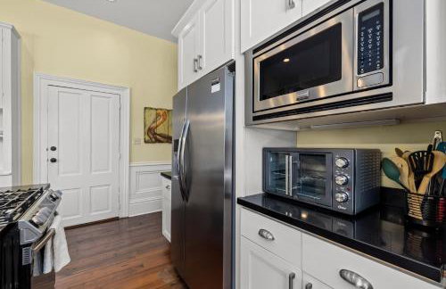 Your 1878 historic Shaw House awaits - Foto 11