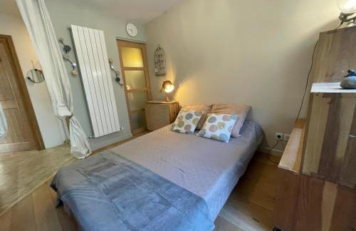 Glass and wood designer villa with garden in centertown - Foto 38