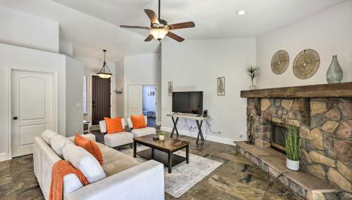 Tee Off, Relax Poolside! Family Home in Scottsdale - Foto 3