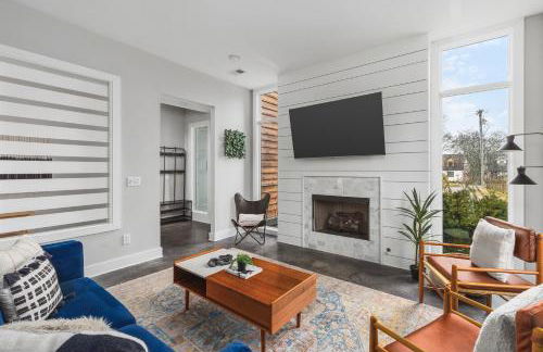 Modern Luxury Rooftop Deck, 3 mi to Downtown - Foto 14