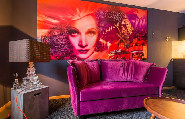 Little Savoy - Photo 8