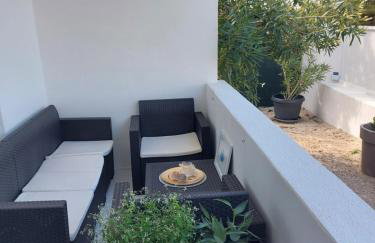 FAMILY APARTMENT ZRNKA s besplatnim parkingom - Photo 33