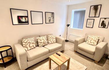 Cosy 2 Bed Apartment - Free Parking -Birmingham City Centre - Foto 1