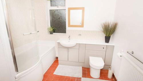 The Bungalow at Seaway's, Sleeps 11 + - Foto 3