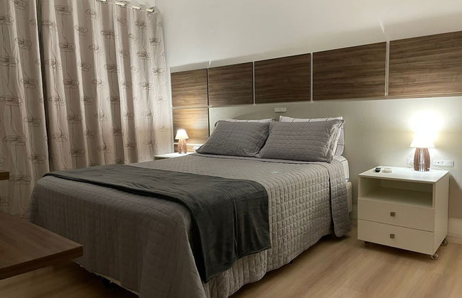 AMPLO APARTAMENTO UM POR ANDAR - Photo 1