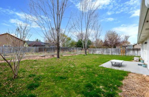 Hello Dolly! 3 beds, 2 bath, 2 TV's, Fireplace, Quiet Neighborhood in Star, ID minutes from walking trails and river views - Foto 29