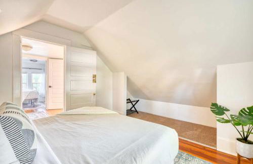 Stay Portland - Cute & Charming Portland Home 91 WalkScore - Photo 16