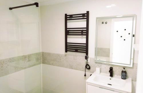 EL NIDO with pool and garden view close to beaches - Foto 29