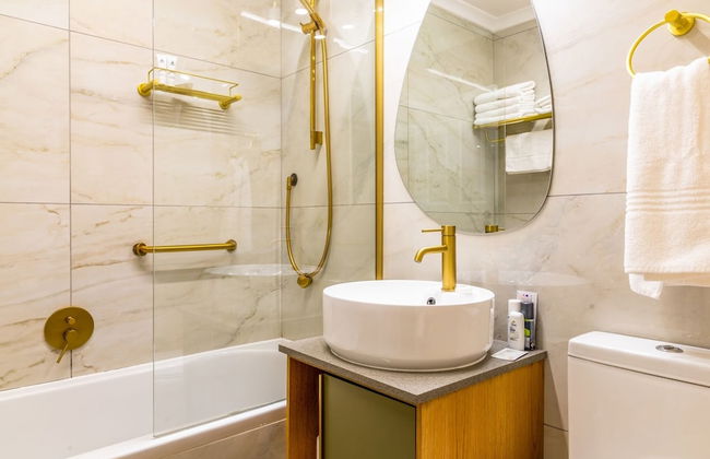 First Group Hastings Hall - Foto 35