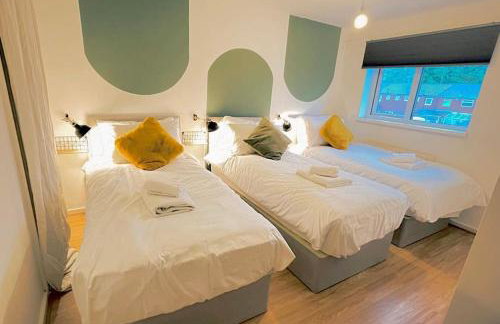 20% Monthly stays - 3 bedrooms @ Homevy Leeds - Foto 23