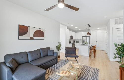 412 Stylish 2B2B Resort Style Pool & Gym, Golf Simulator, 7M to Dickies Stadium, 15M to AT&T stadium - Photo 25