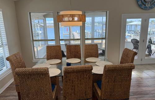 Lagoon Landing Waterfront Home - Foto 3