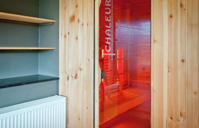 Swanky Holiday Home in Waimes With Indoor Swimming Pool - Photo 18