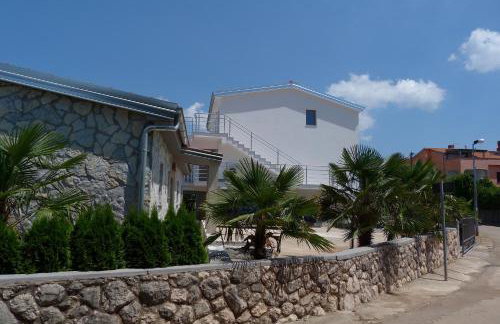 Apartments Monja & Dadi, Malinska, Vantačići - Foto 7