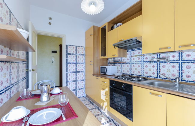 JOIVY Light Flat for 5 in the Heart of Bogliasco - Foto 10