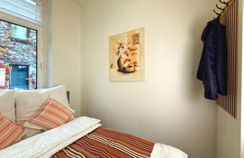2-Schlafzimmer-Apartment bis 4 Pers - Nähe HBF & Messe DUS - Foto 2