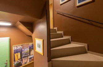 Studio Suites Mila - Photo 4